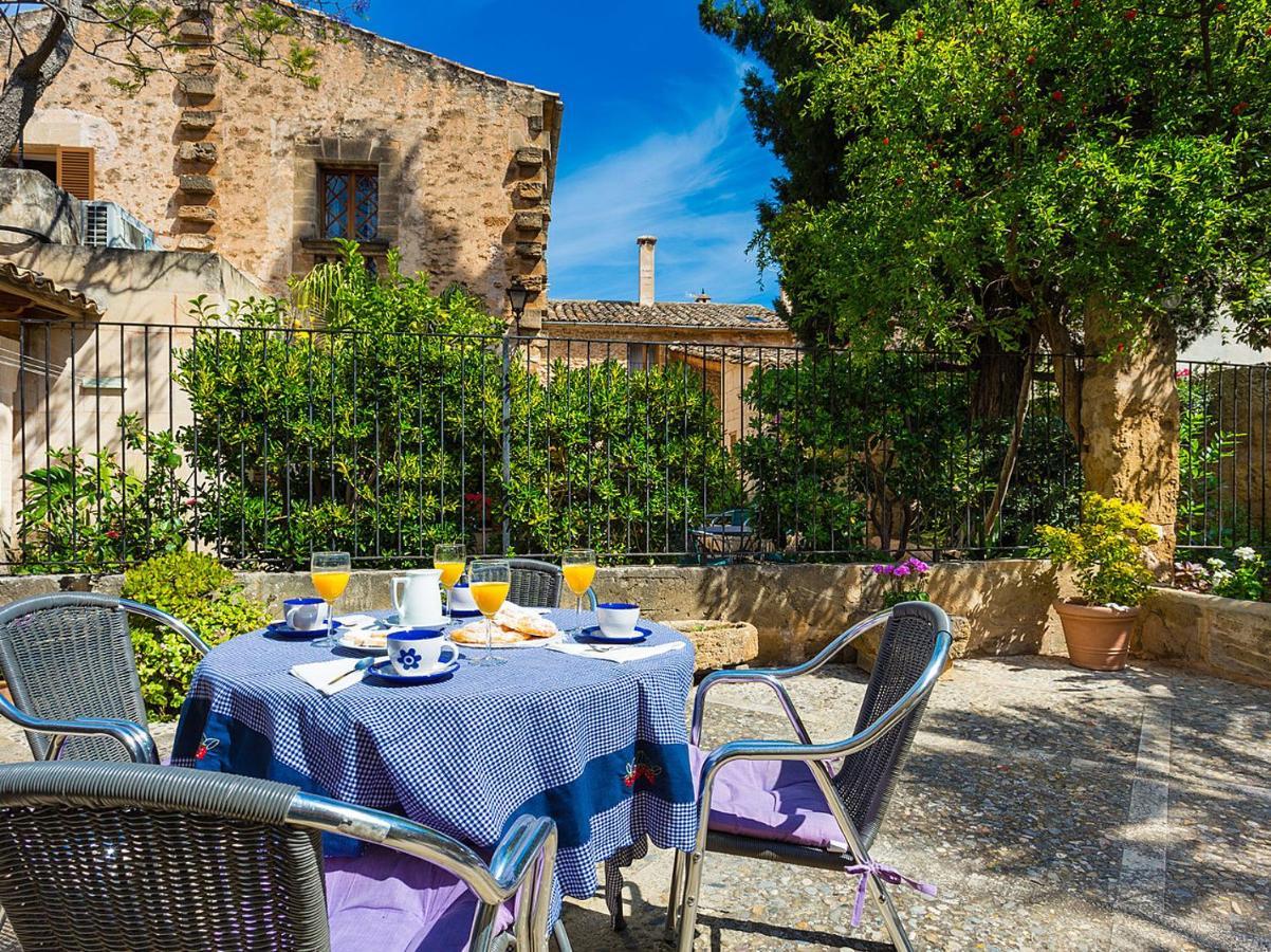 Town House Esglesia In Ferienhaus Alcúdia