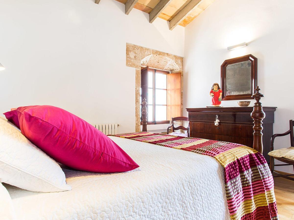 Town House Esglesia In