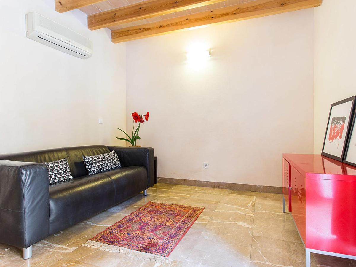 Town House Esglesia In Ferienhaus *