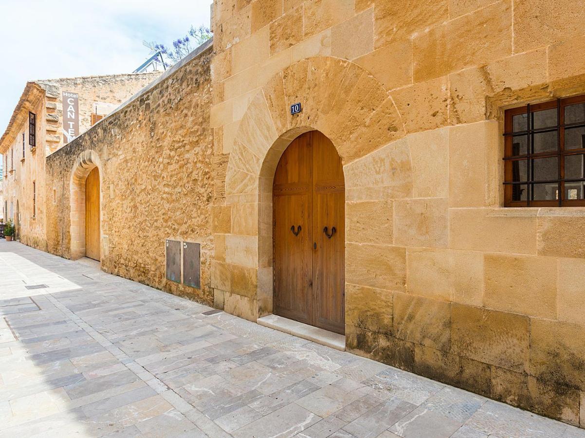 Town House Esglesia In Ferienhaus Alcúdia
